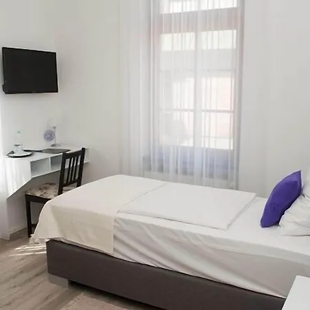 Residenz Garni Hotel 3*